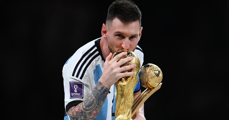 Đội hình xuất sắc nhất thế giới 2022 - Messi 